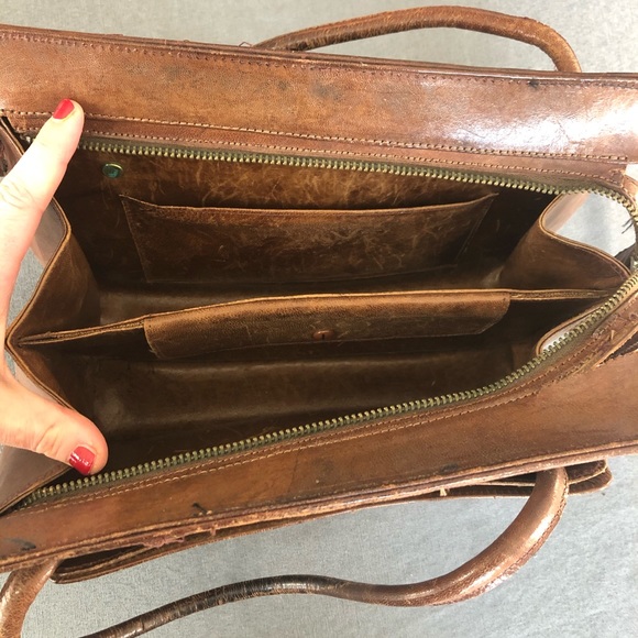 Vintage Matador Tooled Handbag - Picture 4 of 8